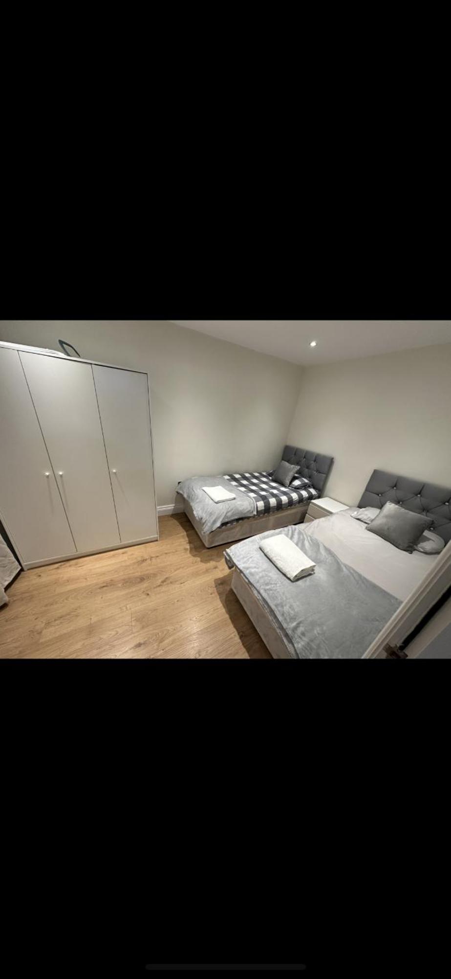 5 Bedroom House In Orpington Eksteriør billede